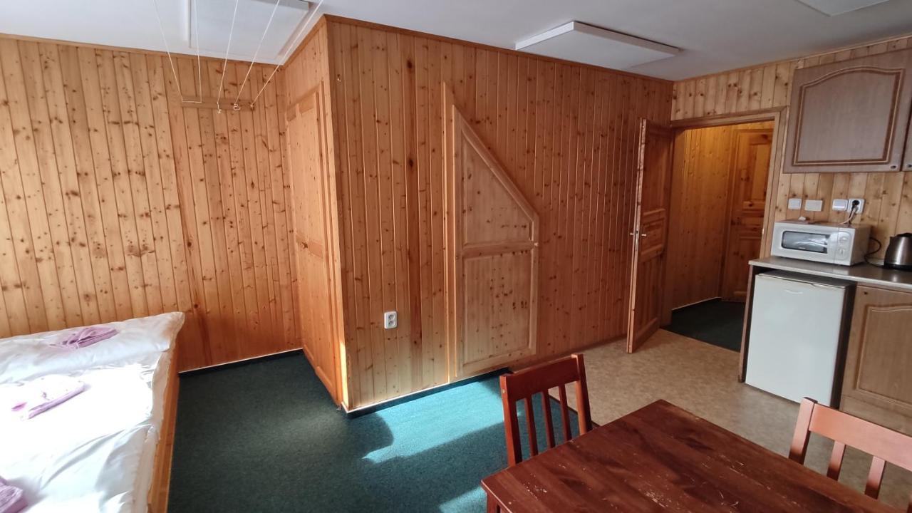 Penzion Apartmany Aninka Mariánská Eksteriør billede